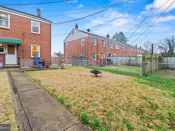 3rd image of 166 Cherrydell Rd