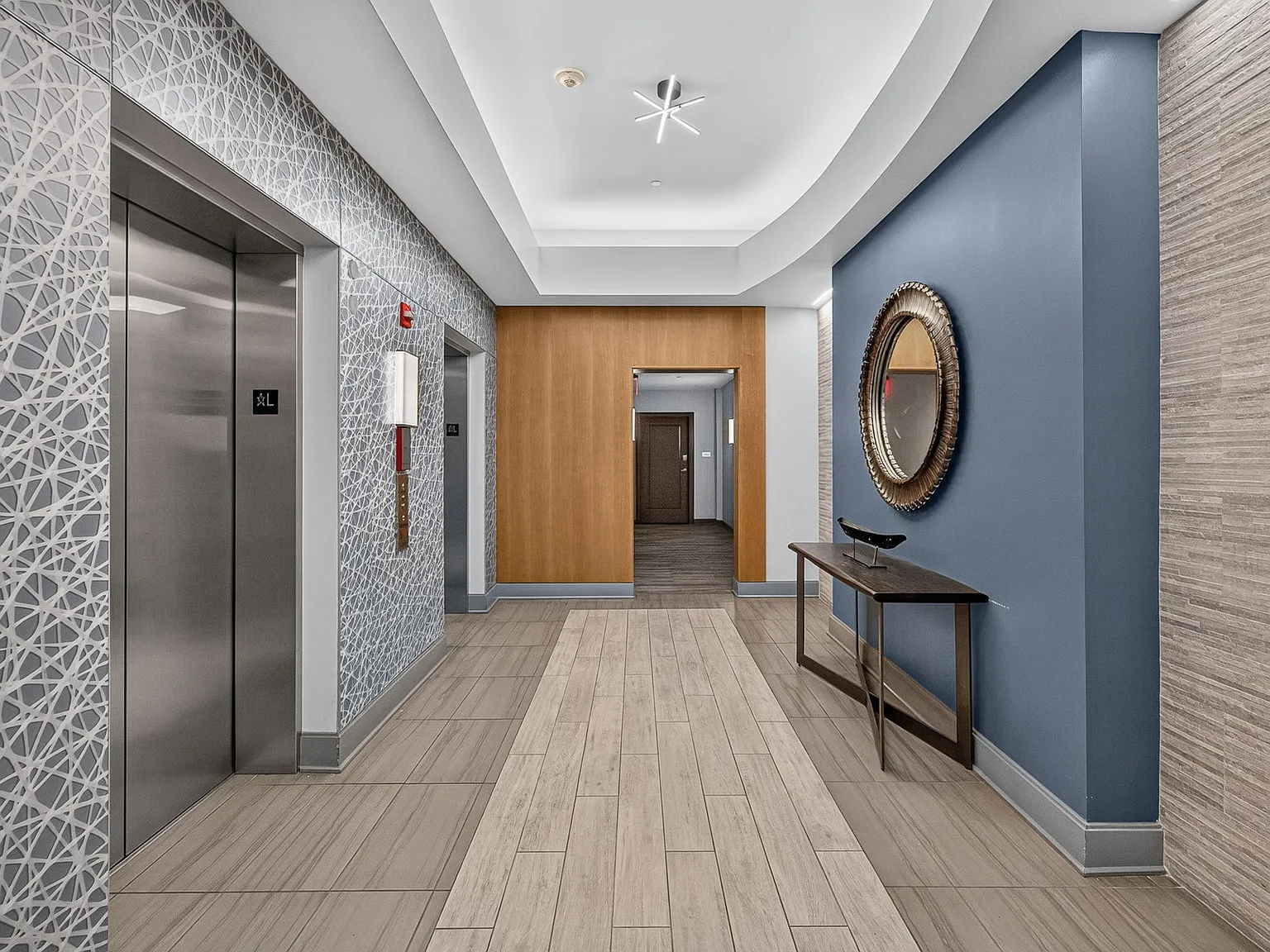 1 bed, 672 sqft, $2,350 — Photo 3