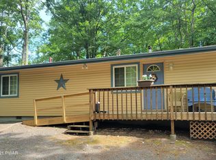 206 Lincoln Dr, Lords Valley, PA