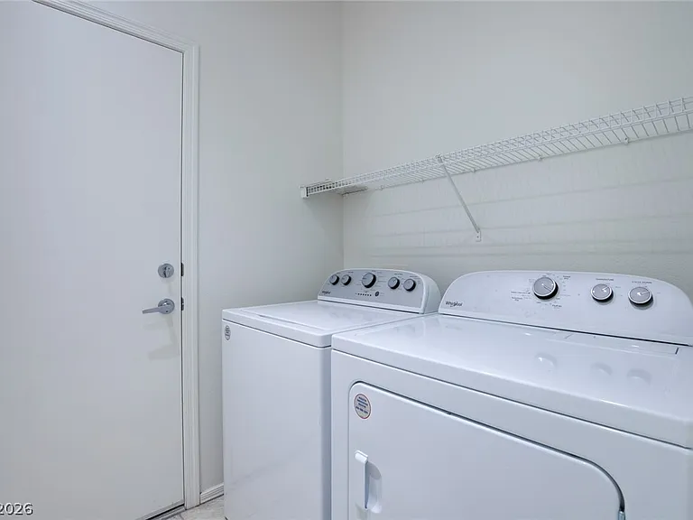 2108 Mardela Springs Ct — Photo 24