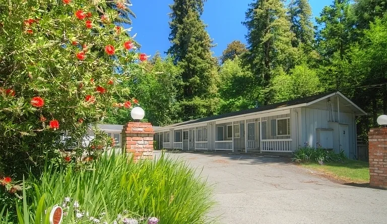 8725 La Honda Rd #4 — Photo 15