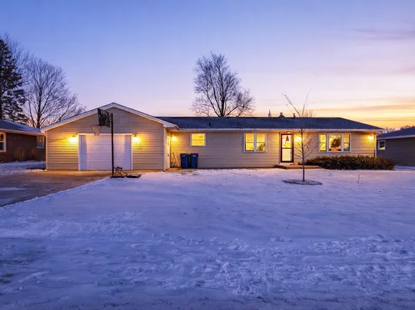 2000 Elizabeth St, Janesville, WI 53548