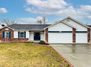 331 Cimarron Valley Trl, Wentzville, MO 63385