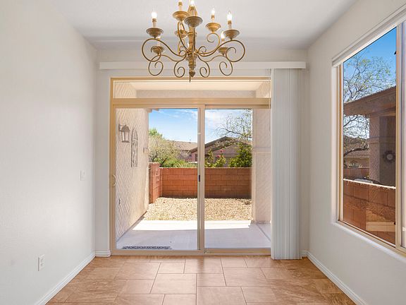 5th image of 2196 N Silverstone Way