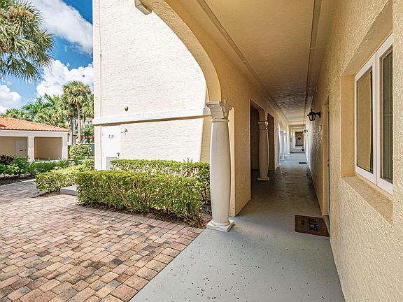 5th image of 5060 HARMONY Circle #105
