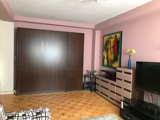 Sold by City Connections Realty | media 7