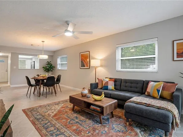 3150 Binnacle DR #106, NAPLES, FL 34103