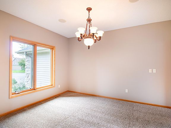 5th image of 6739 Yellowstone Ln N