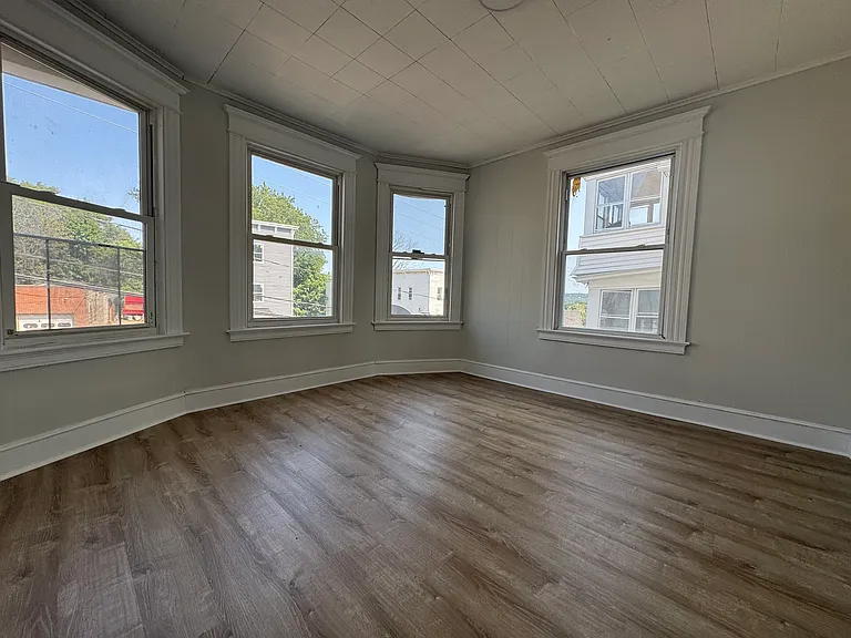 143 Hill St #2B — Photo 7