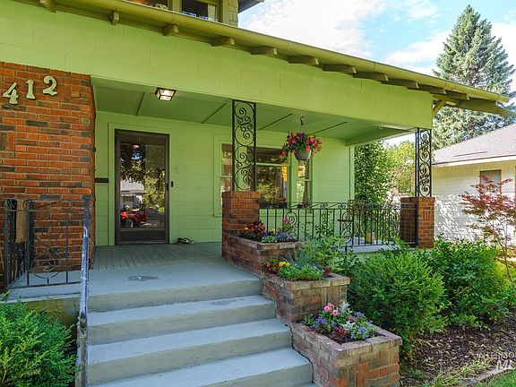 3rd image of 412 17th Ave S