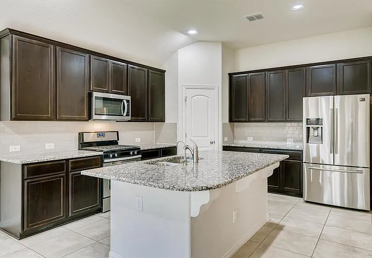13827 Quiet Fox Ln — Photo 10