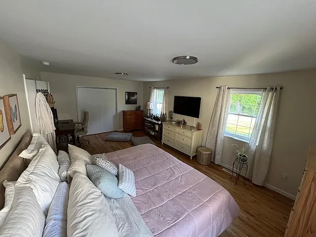 188 Hudson Ave — Photo 10
