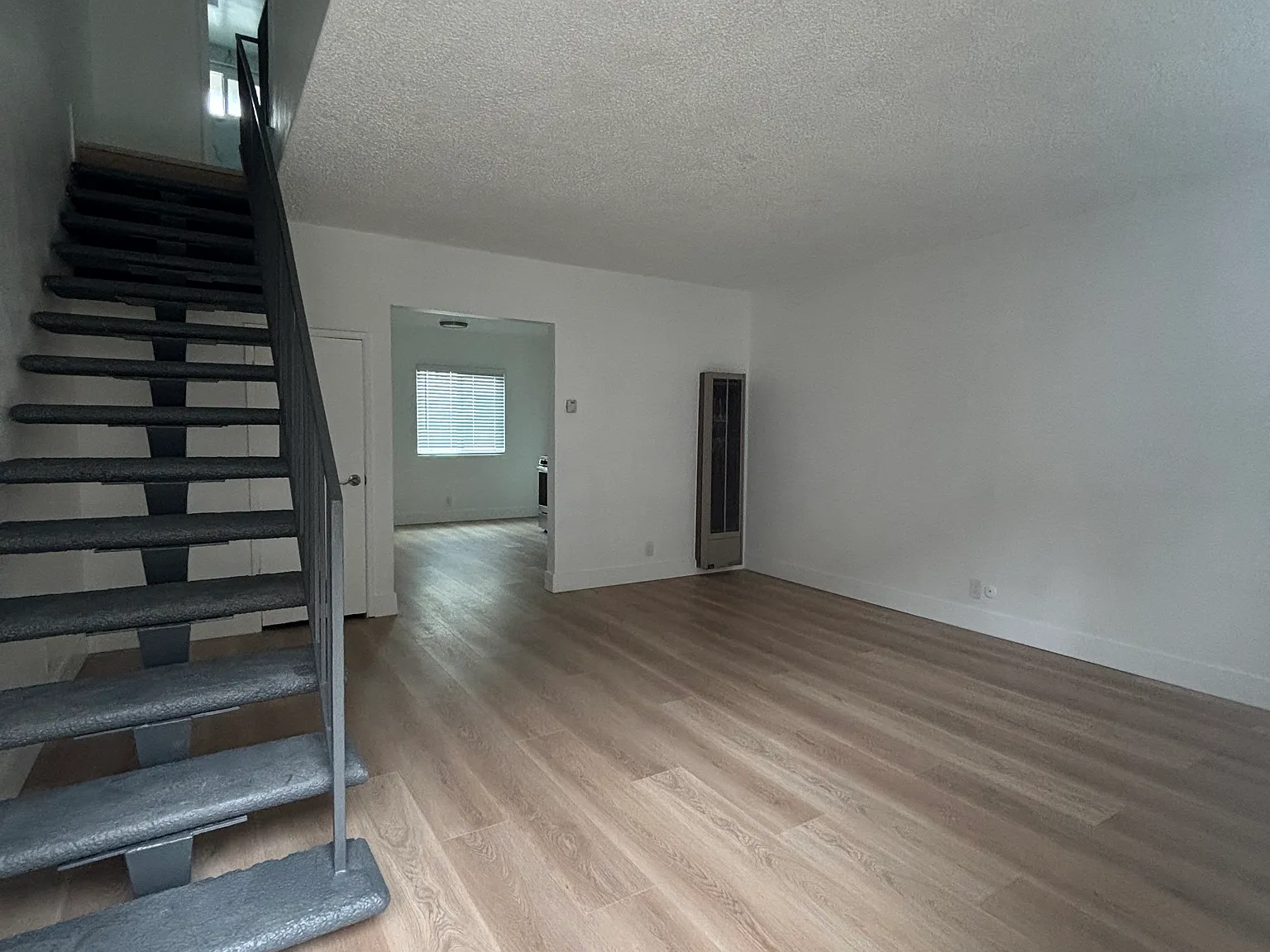 Clara Town Home Apartments — Photo 2
