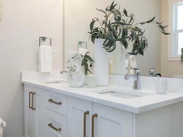 6211 Chilliwack River Rd #96, Chilliwack, BC V2R 4M2