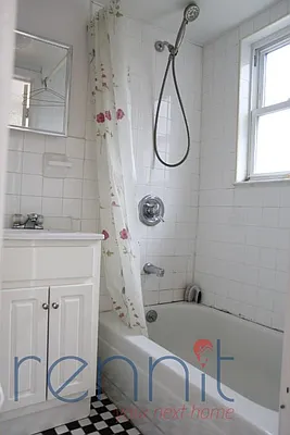 Rented by Rennit Inc. | media 28