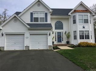 3 Azalea Ct, Barnegat, NJ 08005