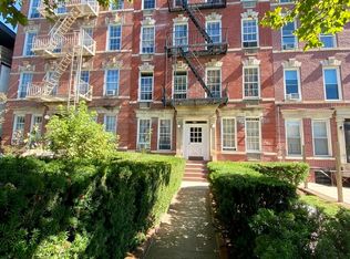 115 4th Pl #2BB, Brooklyn, NY 11231