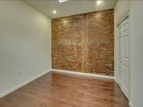 4th image of 221 E 35th St #2F