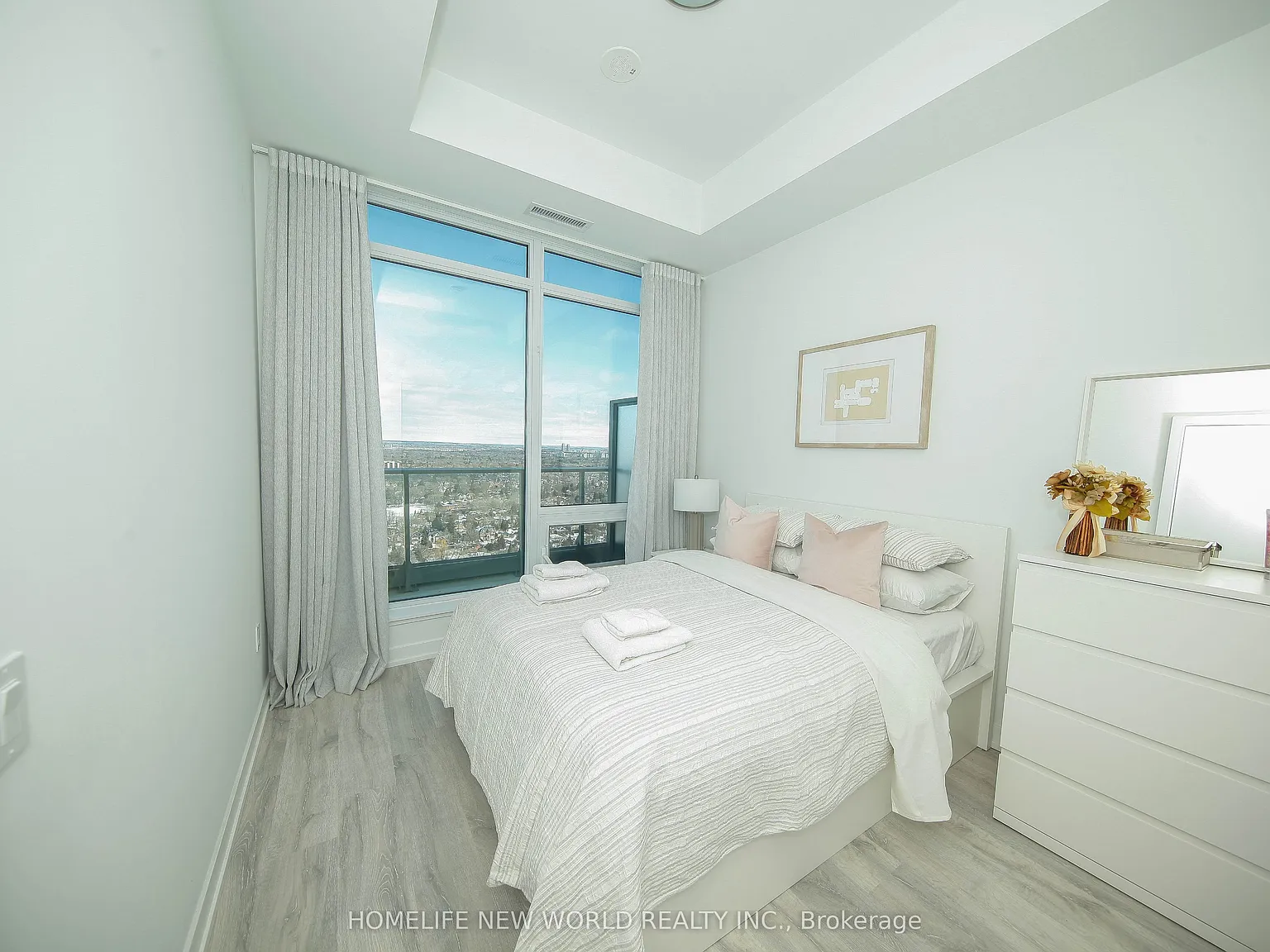 2 bed, $2,750 — Photo 2