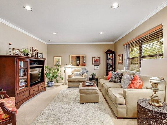 3rd image of 1803 La Sombra Dr #E