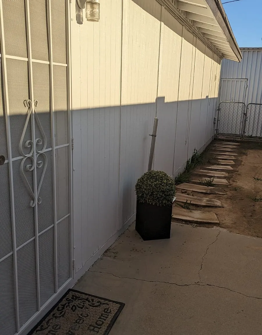 W Sierra St, Phoenix — Photo 1