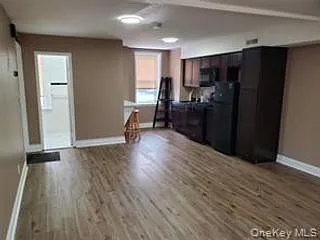 Studio, 1.0 bath, 600 sqft, $1,600 — Photo 3