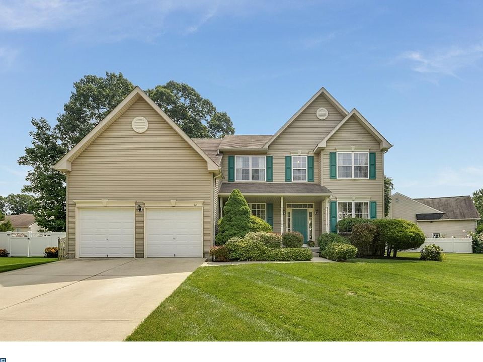 1st image of 20 Lenox Dr