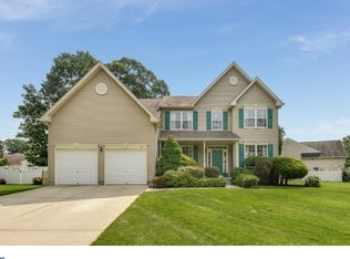 20 Lenox Dr, Hainesport, NJ 08036