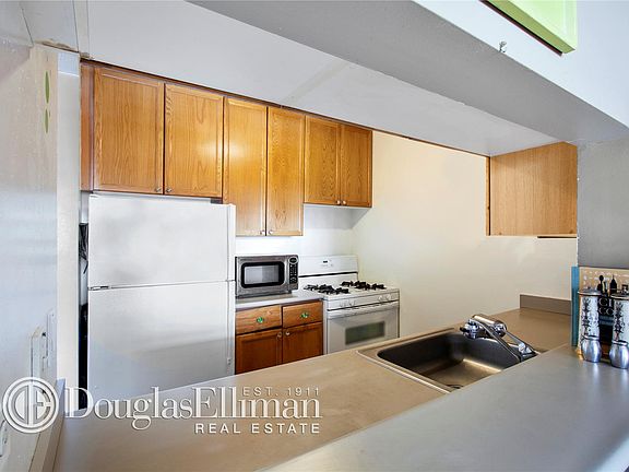 4th image of 4-74 48th Ave APT 23K