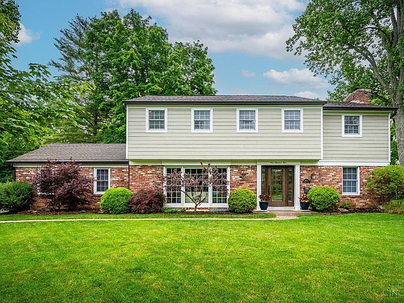 3rd image of 104 Red Bird Ln