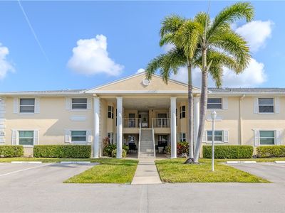 830 Lake Orchid Cir APT 203, Vero Beach, FL, 32962