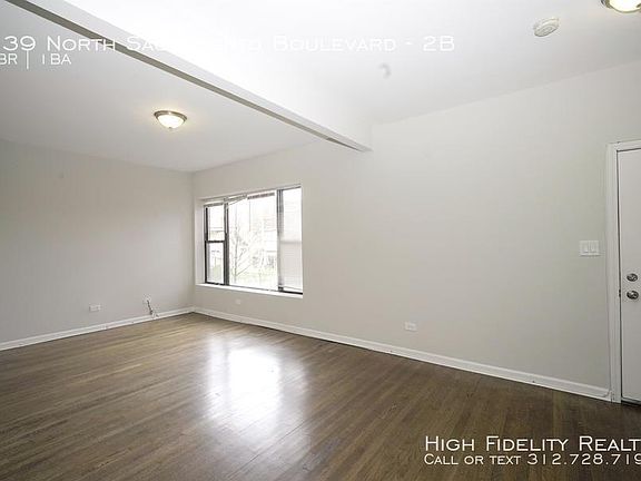 3rd image of 839 N Sacramento Blvd APT 2B
