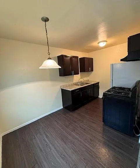 3502 Campbell St #5 — Photo 4