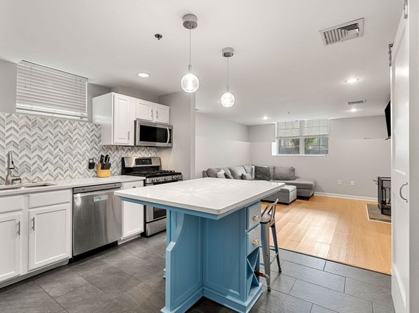 2277 Massachusetts Ave APT 1