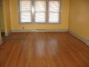 2nd image of 1518 Hickory St