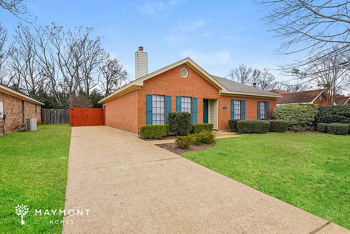 3 bed, 2.0 bath, 1542 sqft, $1,645 — Photo 2