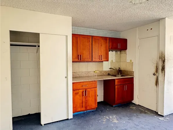 2509 Ala Wai Blvd APT 904, Honolulu, HI 96815