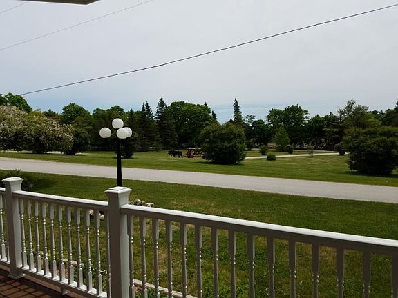 3rd image of 2488 Cadotte Ave