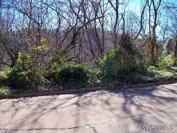 3rd image of 109 Joyner Ave