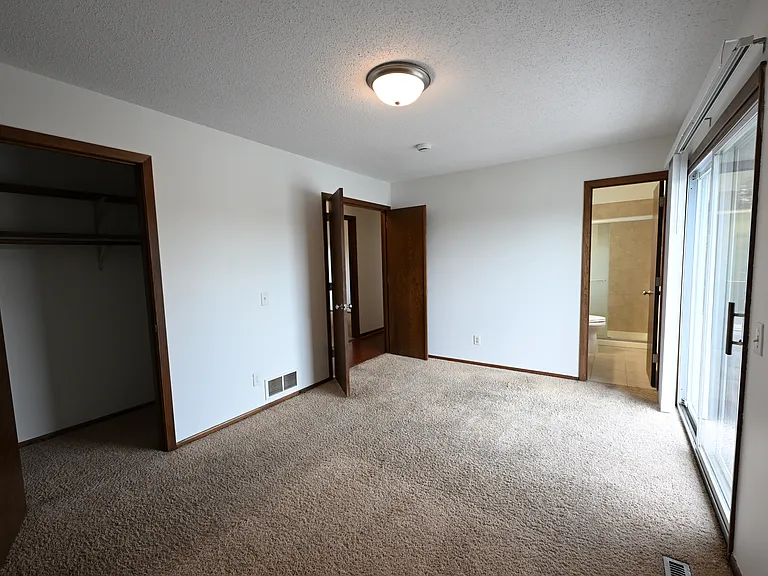 14429 Portland Ave — Photo 18