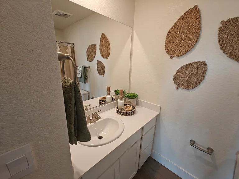 1594 Grazer Way — Photo 39