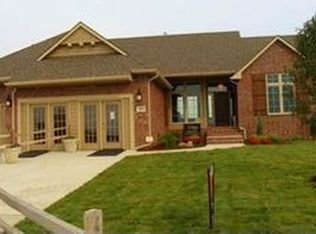 522 N Woodridge, Wichita, KS 67206