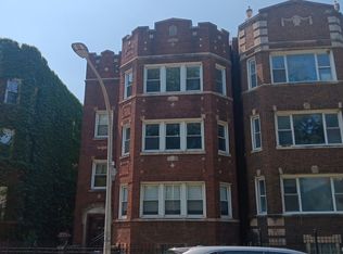 7840 S Essex Ave, Chicago, IL 60649
