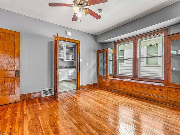 5th image of 1335 W 64th St