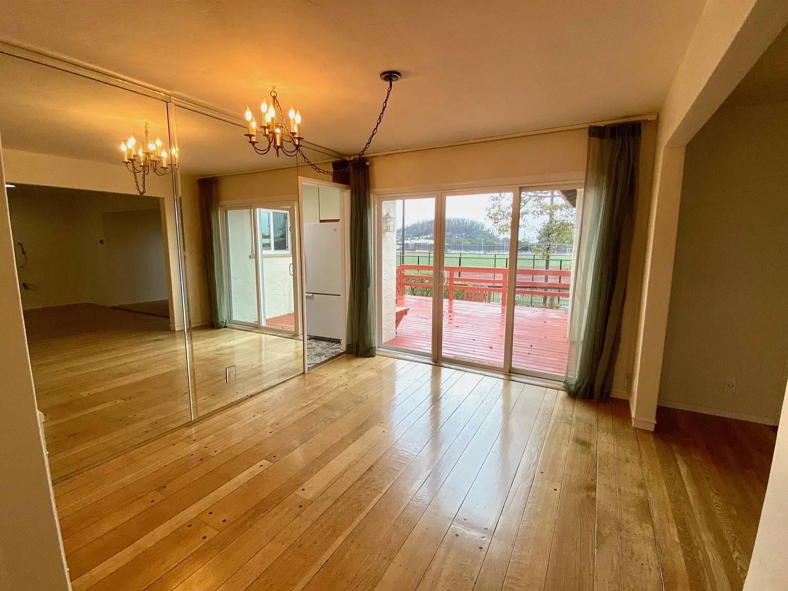 509 Colusa Ave — Photo 4