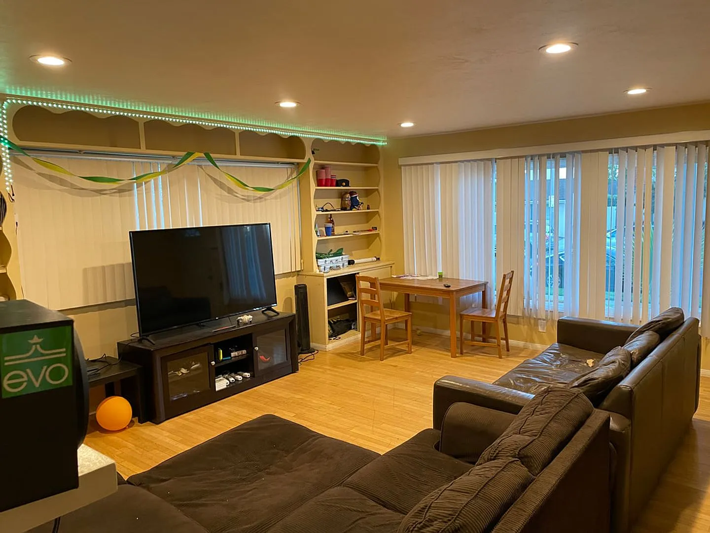 Recently Remodeled 6 BD/3 BA on Dorothy Drive! — Photo 3