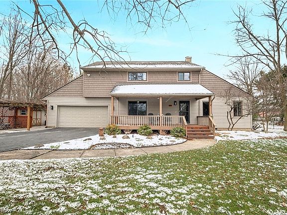 4th image of 23760 Emmons Rd