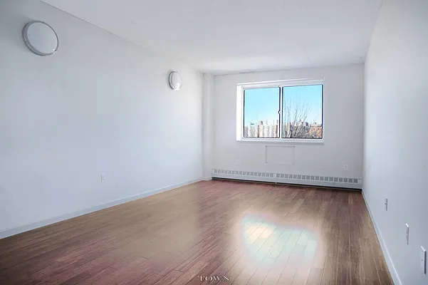 Rented by Town Residential | media 7