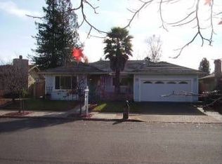 2408 Baggett Dr, Santa Rosa, CA 95401