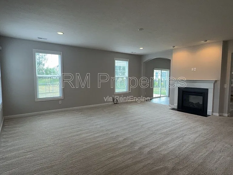 6311 Burgin Dr — Photo 12